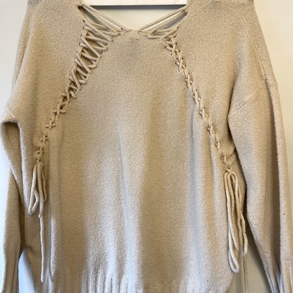 Amika sweater (size M/L) - Picture 2 of 2